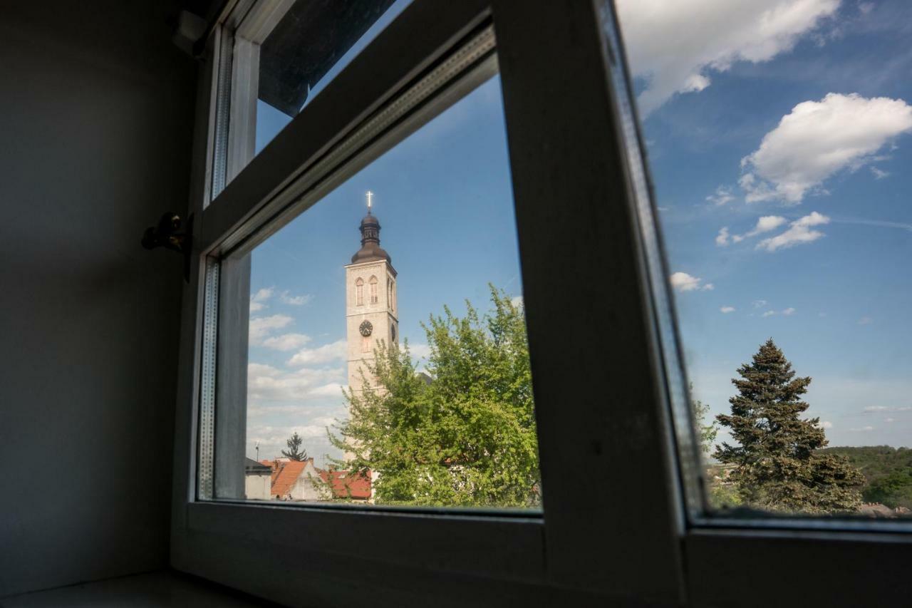 Penzion U Hradku Hotel Kutna Hora Luaran gambar