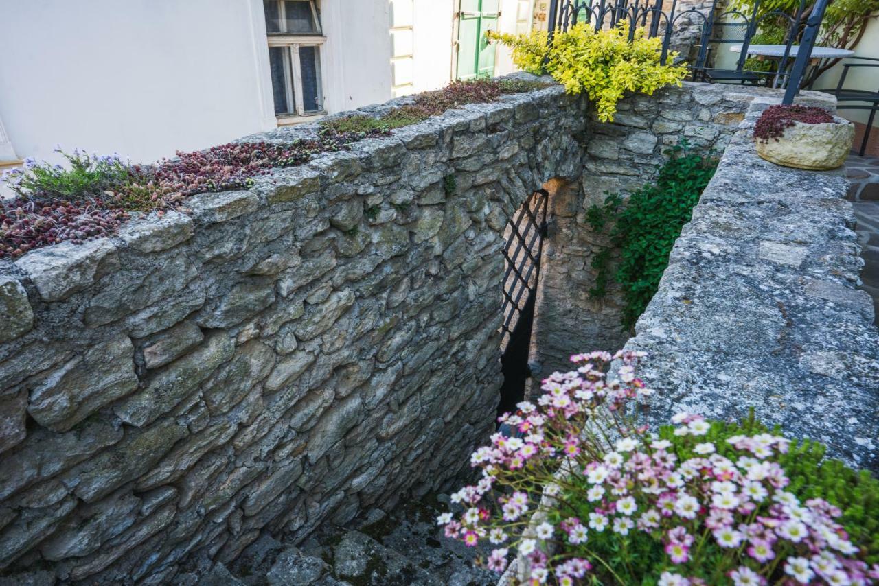 Penzion U Hradku Hotel Kutna Hora Luaran gambar